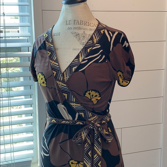 DRESS - Picture 3 of 4